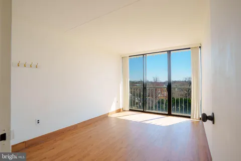 $162,000 | 529 Playa Del Sol, Cherry Hill, NJ 08002