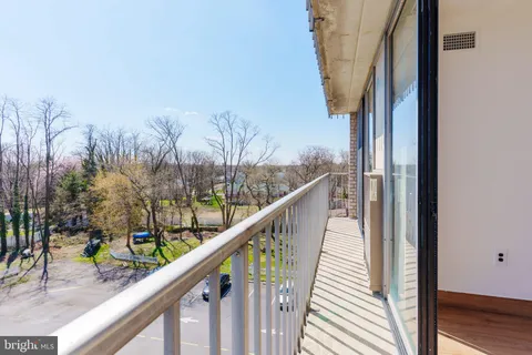 $162,000 | 529 Playa Del Sol, Cherry Hill, NJ 08002