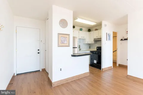 $162,000 | 529 Playa Del Sol, Cherry Hill, NJ 08002