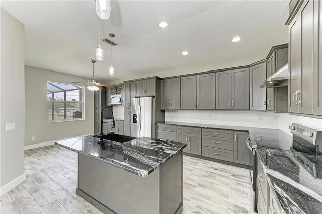 $949,000 | 13710 Golf Course Road, Parrish, FL 34219