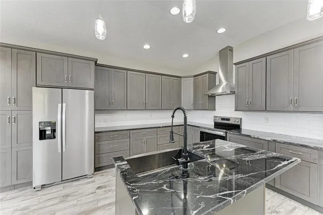 $949,000 | 13710 Golf Course Road, Parrish, FL 34219