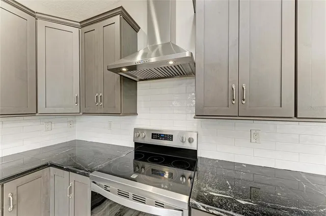 $949,000 | 13710 Golf Course Road, Parrish, FL 34219