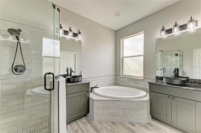 $949,000 | 13710 Golf Course Road, Parrish, FL 34219