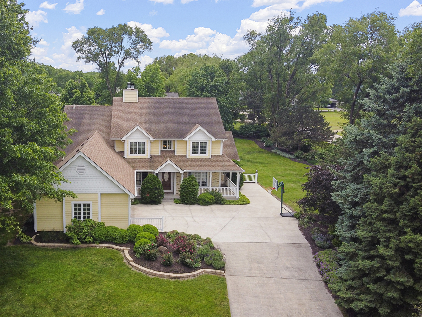 295 Grandin Road Morris, IL 60450 - Photo 2 of 45