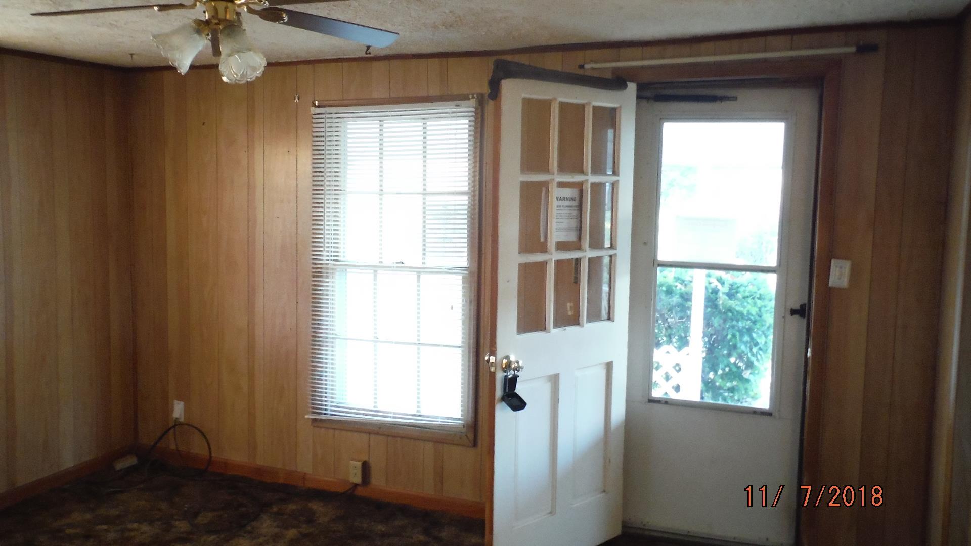 820 Arnold Road White Bluff, TN 37187 - Photo 13 of 23 living room