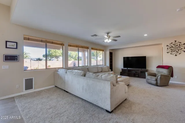 $474,400 | 16860 West Northampton Road, Surprise, AZ 85374