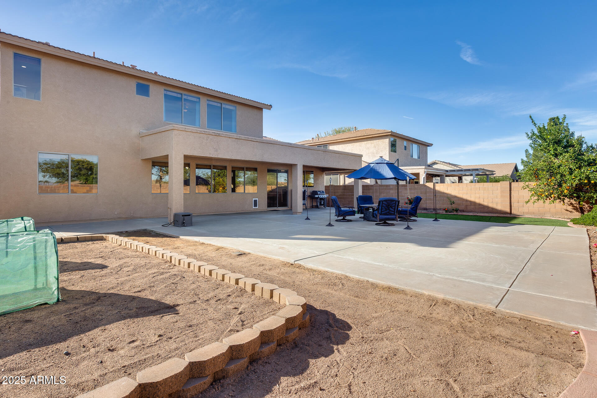 16860 West Northampton Road Surprise, AZ 85374 - Photo 24 of 31 Backyard / Back of Home