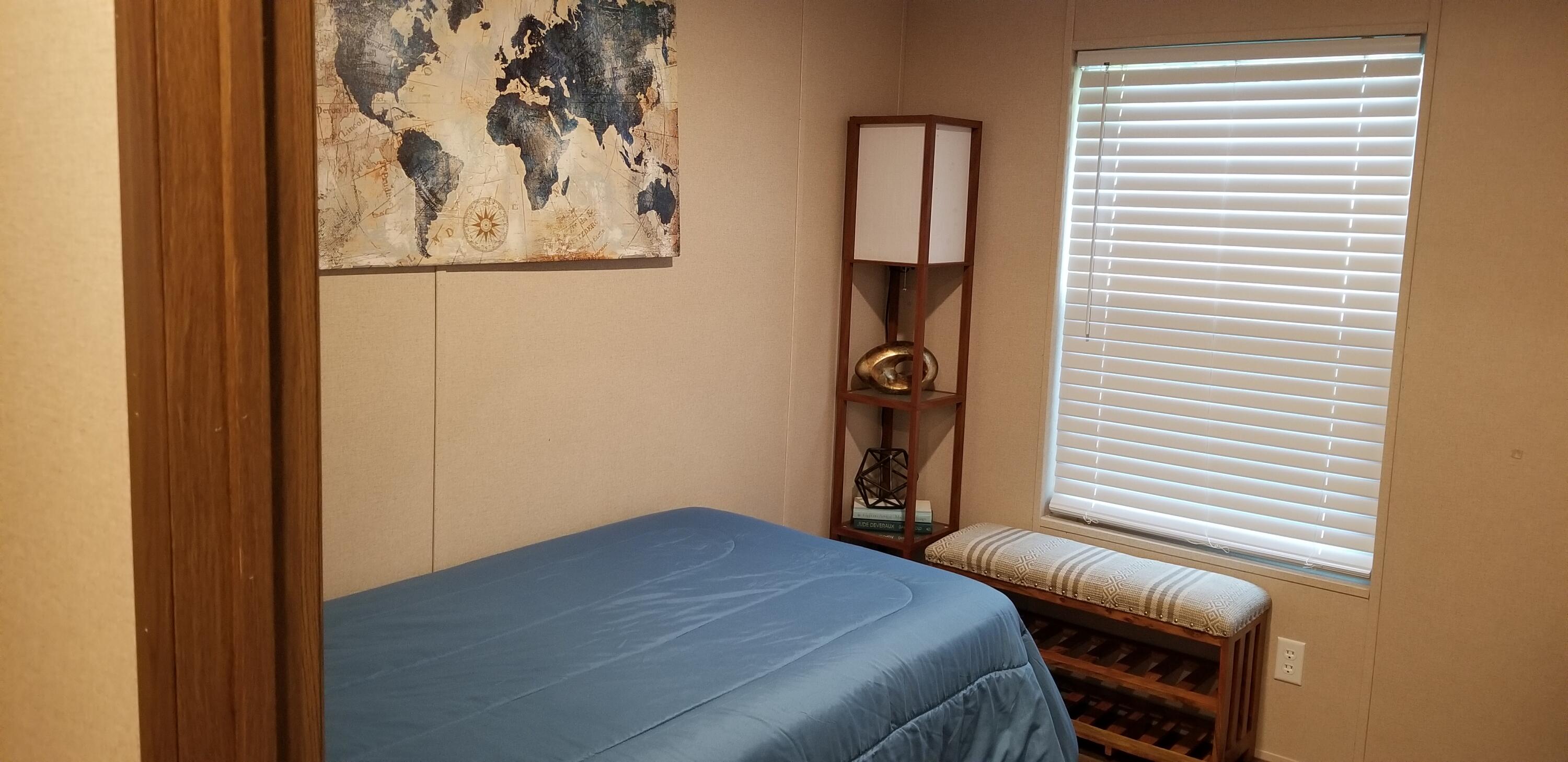 203 Poplar Street Walterboro, SC 29488 - Photo 3 of 28 20260108_153926