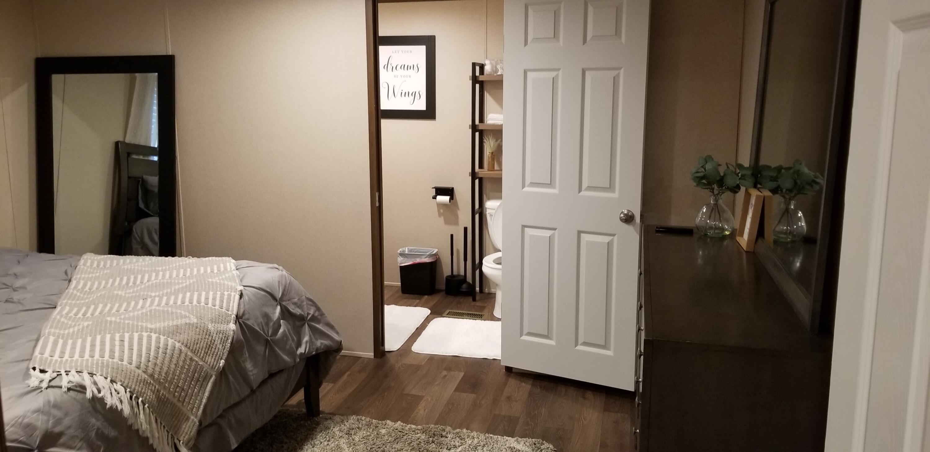 203 Poplar Street Walterboro, SC 29488 - Photo 4 of 28 20260108_154012