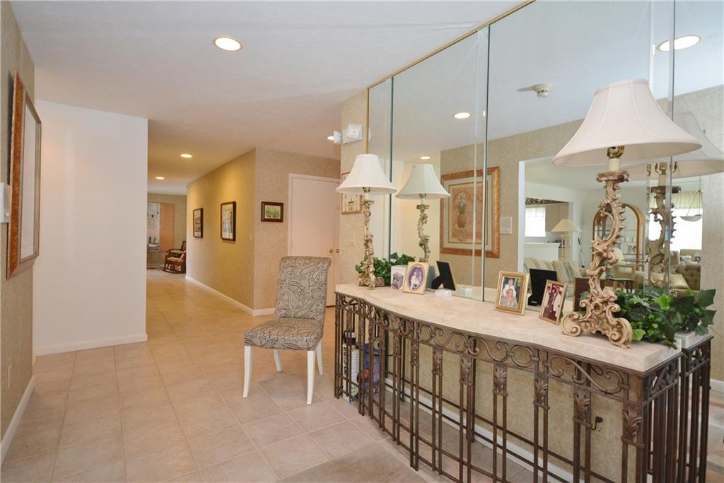39 Coraopolis Road Coraopolis, PA 15108 - Photo 3 of 19 Gallery Image 3