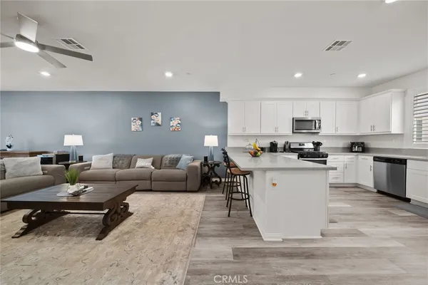 $820,000 | 14043 Royalton Lane, Unit 2, Gardena, CA 90247
