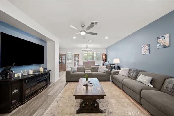 $820,000 | 14043 Royalton Lane, Unit 2, Gardena, CA 90247