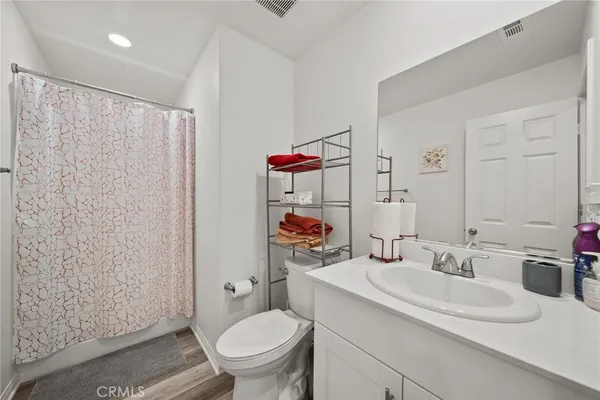 $820,000 | 14043 Royalton Lane, Unit 2, Gardena, CA 90247