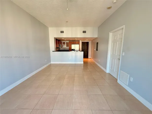 a view of livingroom with furniture