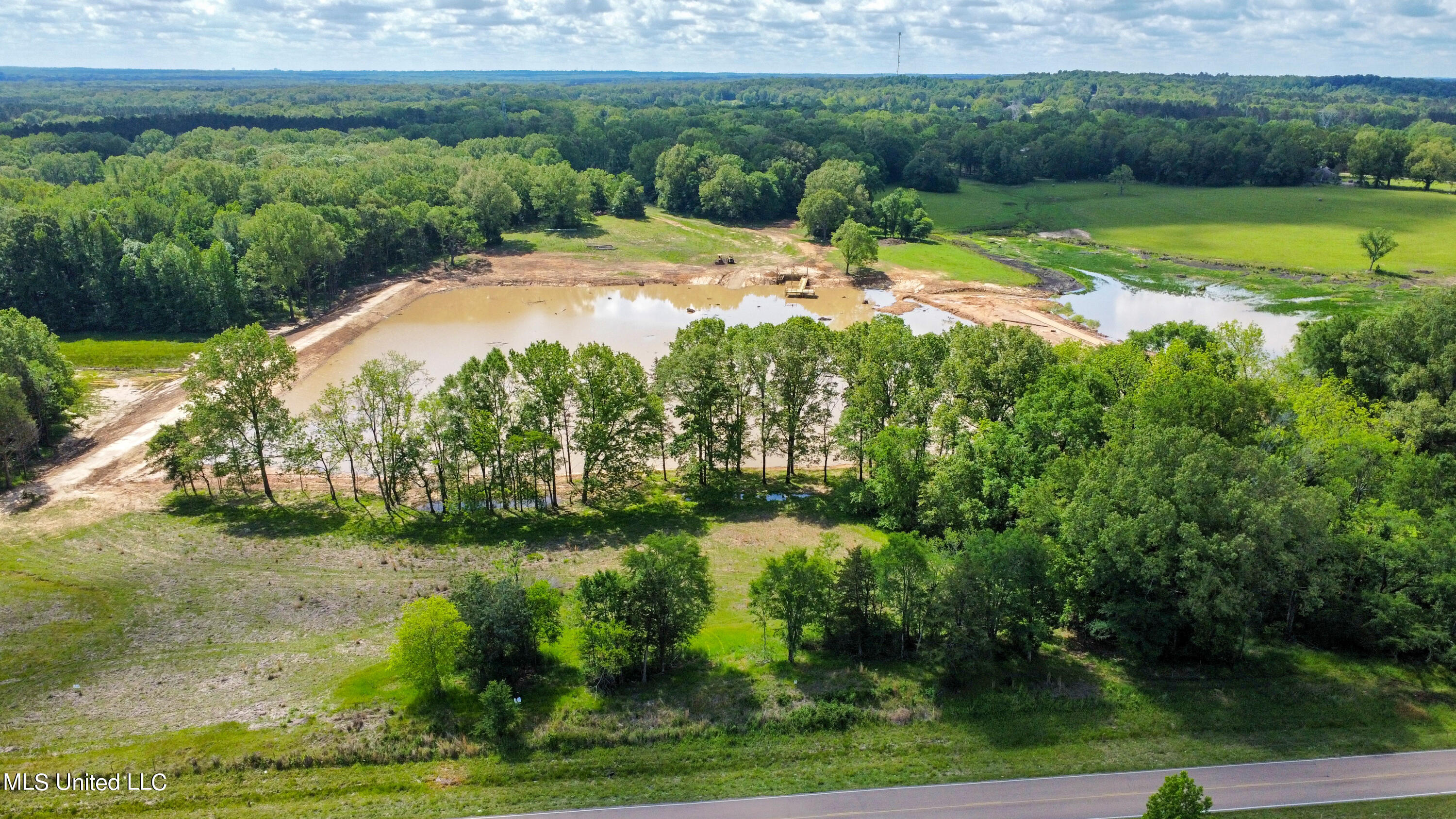 1189 North Ratliff Road Clinton, MS 39056 - Photo 4 of 5 dji_fly_20230428_105200_567_168270702218