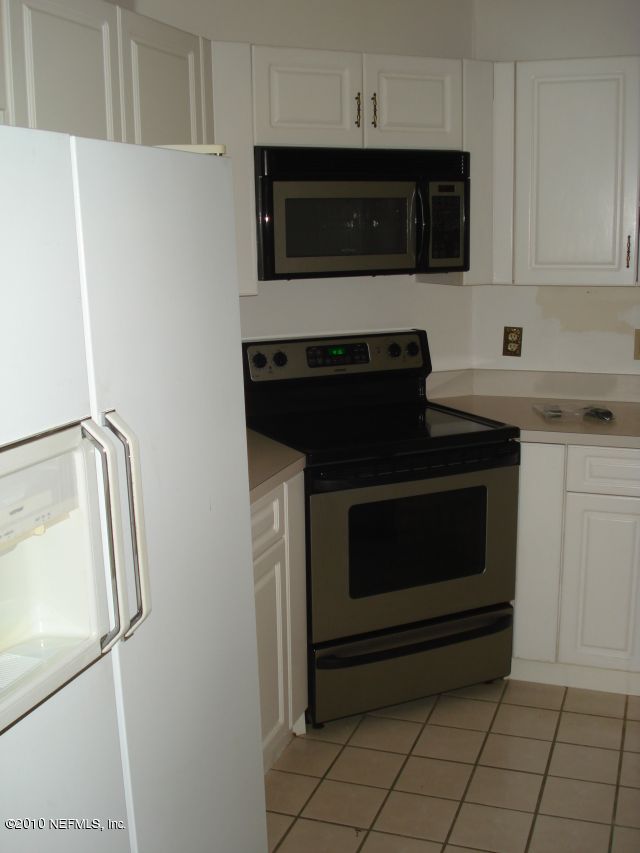 831 Tournament Road Ponte Vedra Beach, FL 32082 - Photo 5 of 14 Kitchen