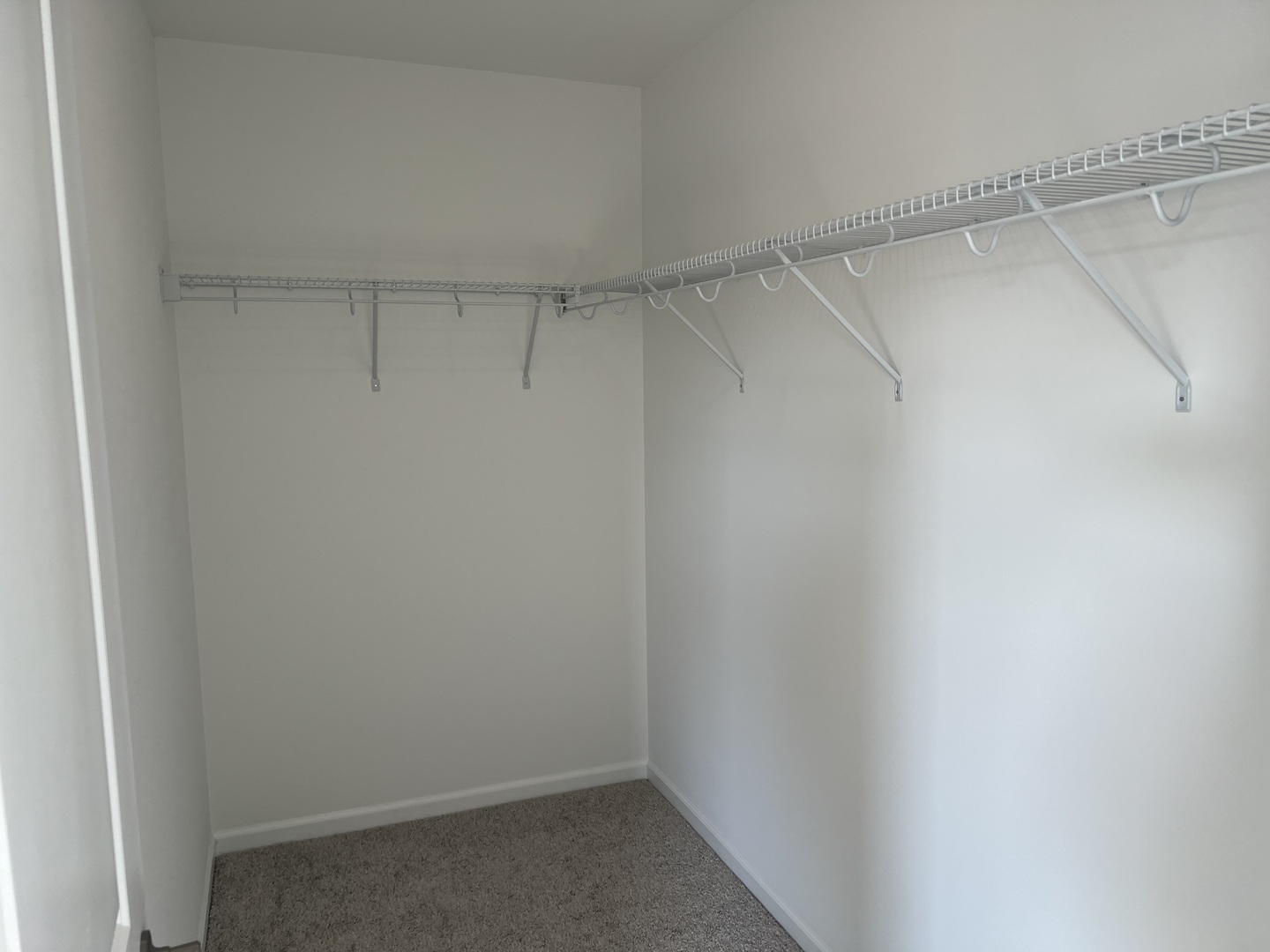 146 Henderson Street Oswego, IL 60543 - Photo 8 of 19 a view of a room