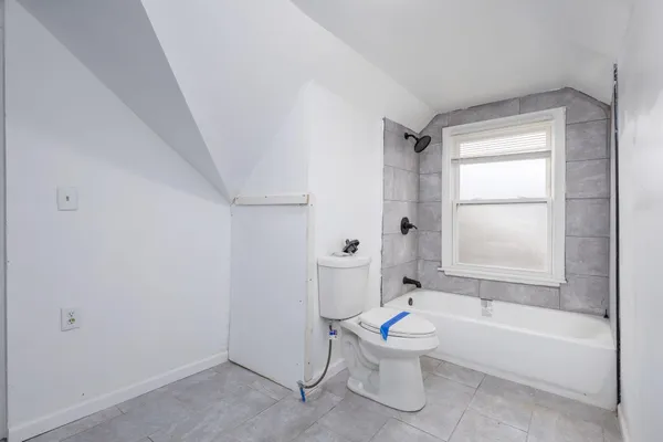 $1,300 | 11222 Wayburn Street, Detroit, MI 48224