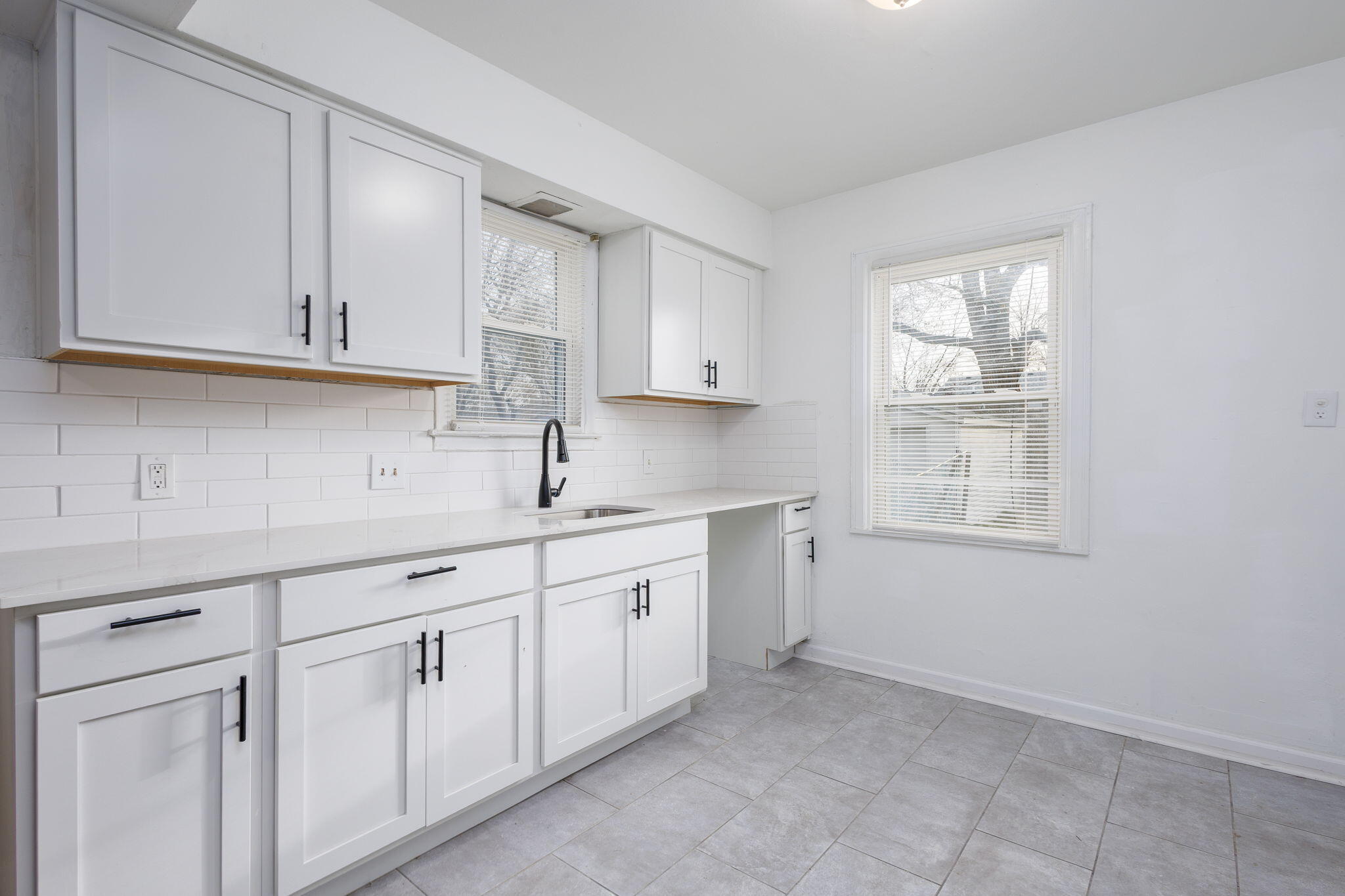 11222 Wayburn Street Detroit, MI 48224 - Photo 9 of 23 9-web-or-mls-Wayburn_11222 - Kitchen v1