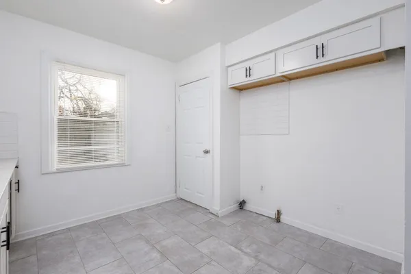 $1,300 | 11222 Wayburn Street, Detroit, MI 48224