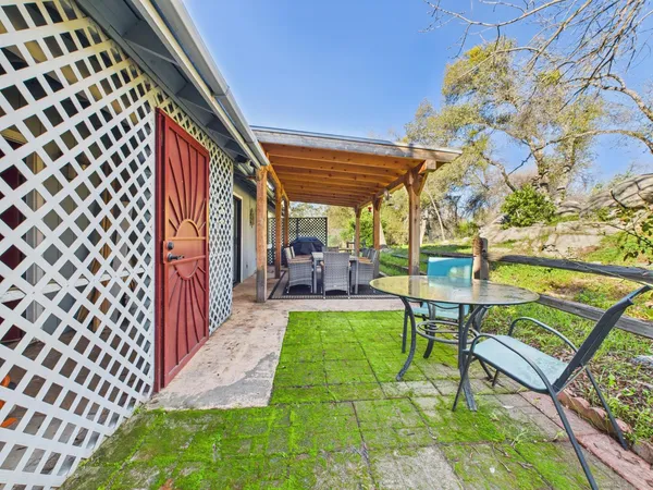 $899,000 | 43710 Hilltop Lane, Ahwahnee, CA 93601
