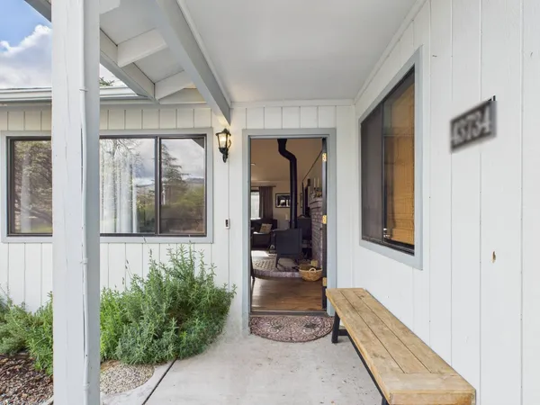 $899,000 | 43710 Hilltop Lane, Ahwahnee, CA 93601