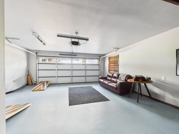 $899,000 | 43710 Hilltop Lane, Ahwahnee, CA 93601