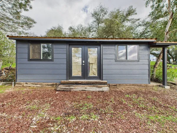 $899,000 | 43710 Hilltop Lane, Ahwahnee, CA 93601
