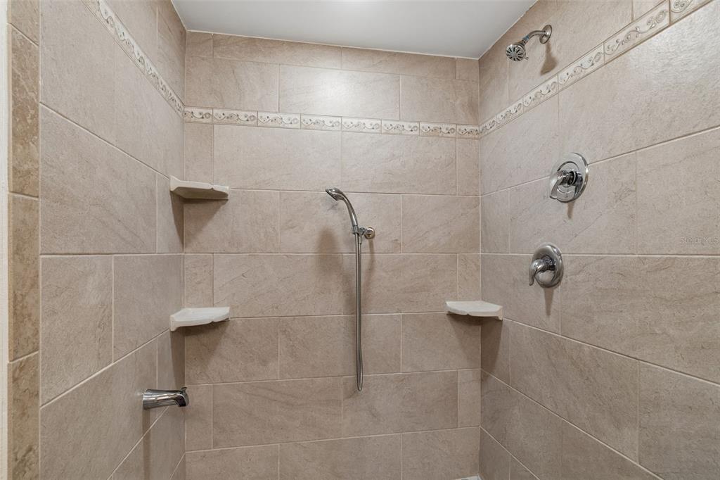 10804 Manchester Road Port Richey, FL 34668 - Photo 38 of 53 Gallery Image 38