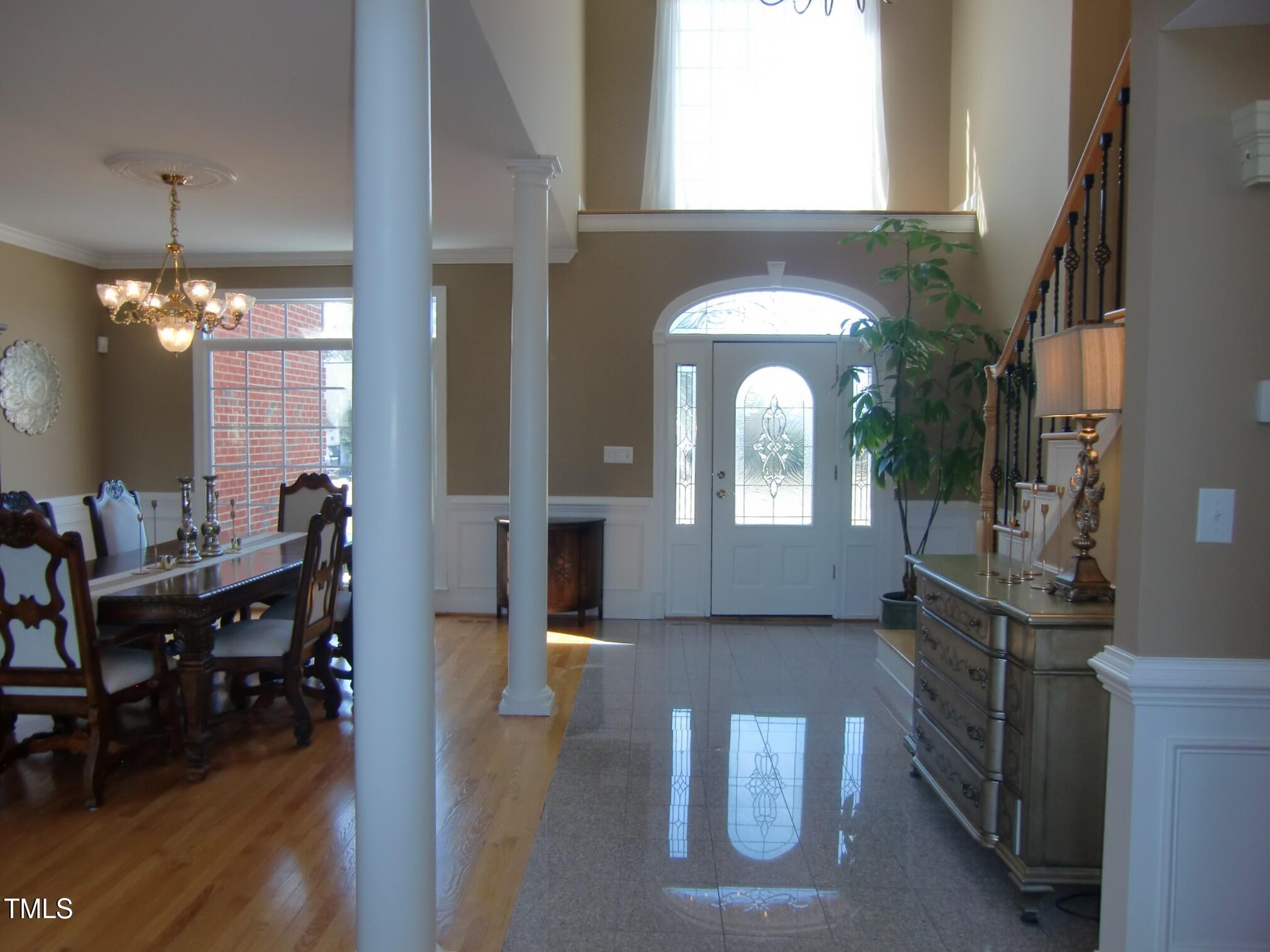 325 Sandy Ridge Road Dunn, NC 28334 - Photo 13 of 97 living.foyer