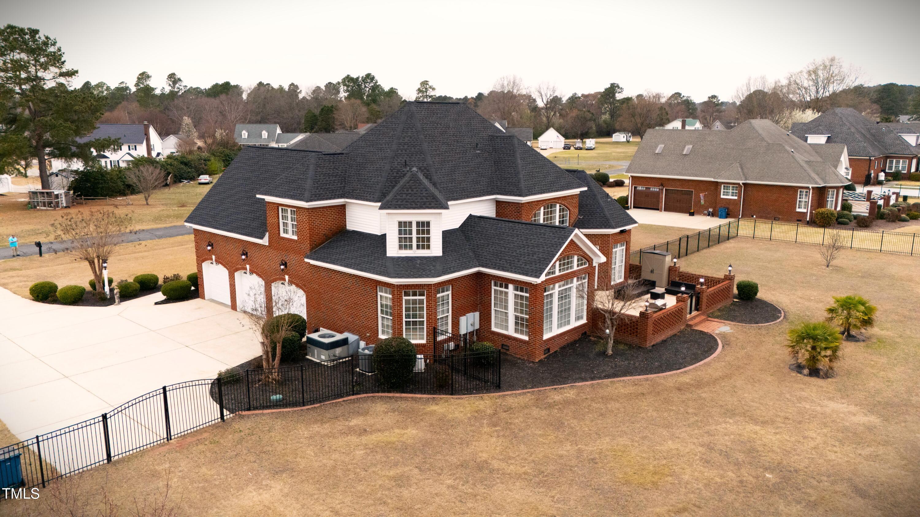 325 Sandy Ridge Road Dunn, NC 28334 - Photo 3 of 97 Aerial driveway