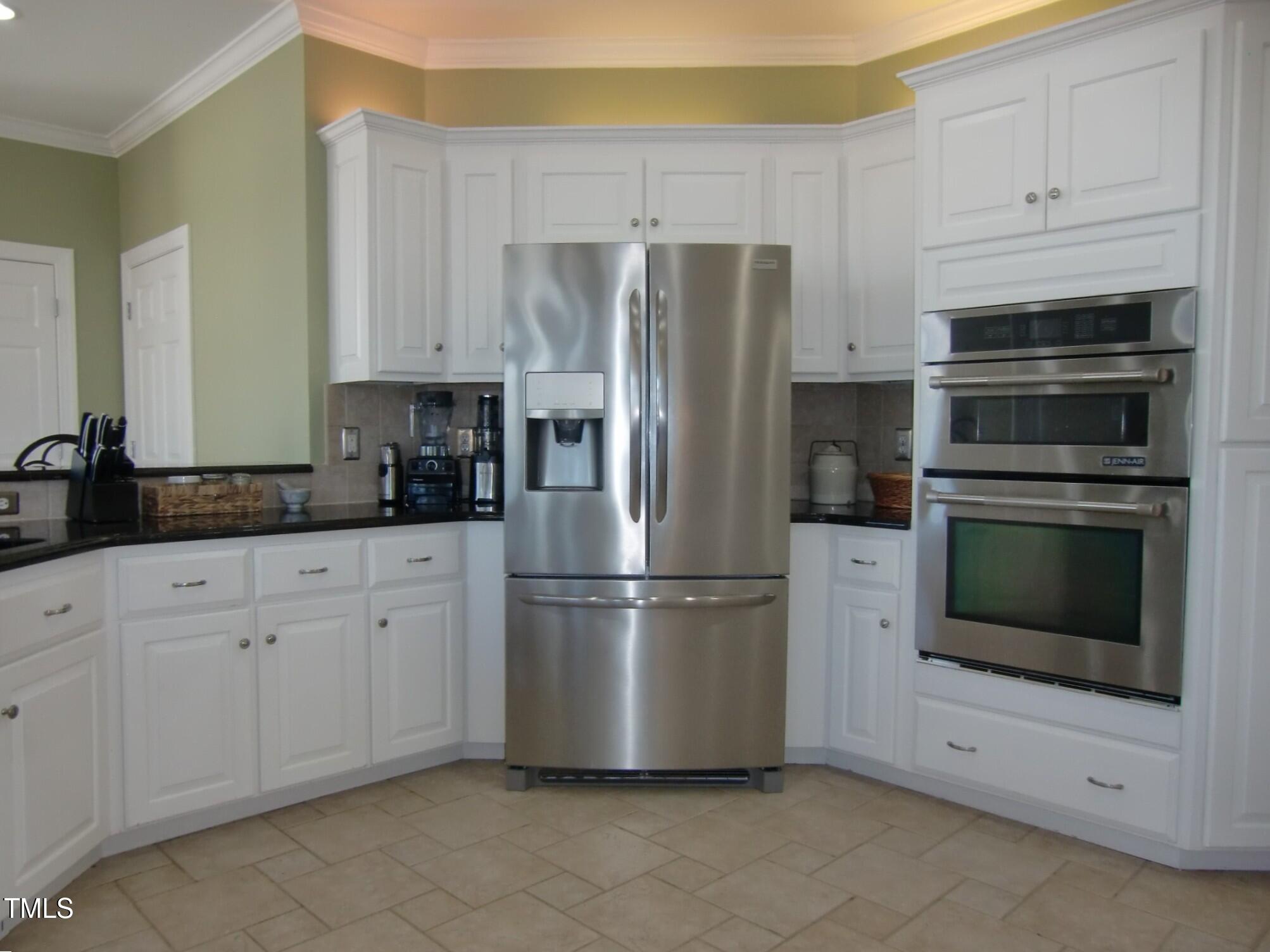 325 Sandy Ridge Road Dunn, NC 28334 - Photo 32 of 97 kitchen.bkfst