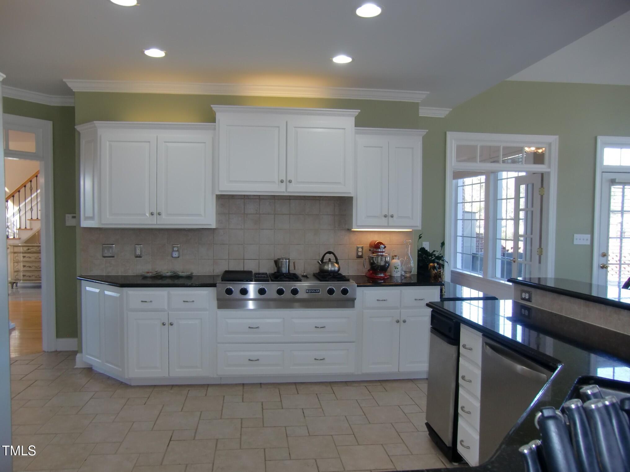 325 Sandy Ridge Road Dunn, NC 28334 - Photo 34 of 97 kitchen.bkfst