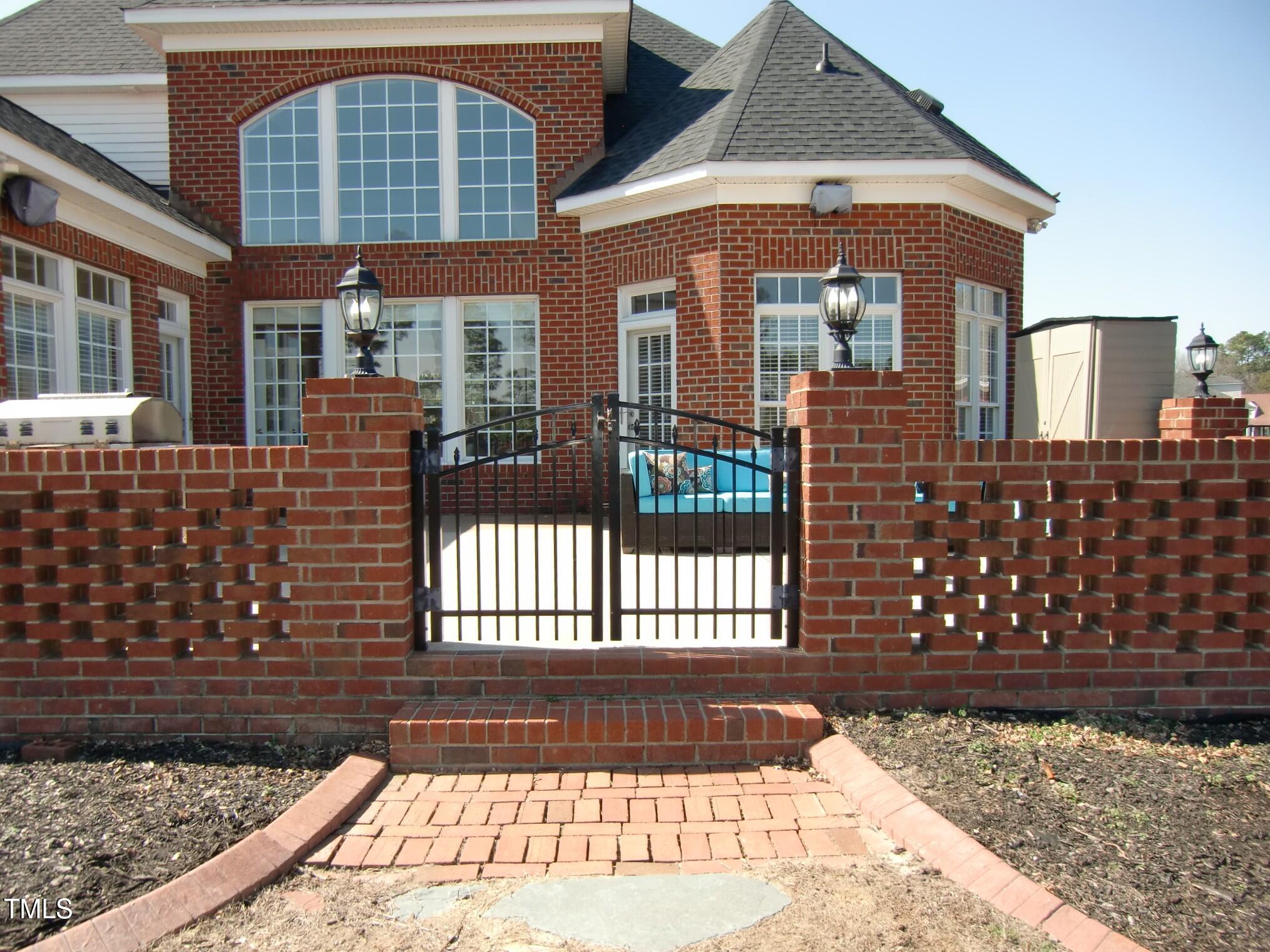 325 Sandy Ridge Road Dunn, NC 28334 - Photo 45 of 97 Exterior