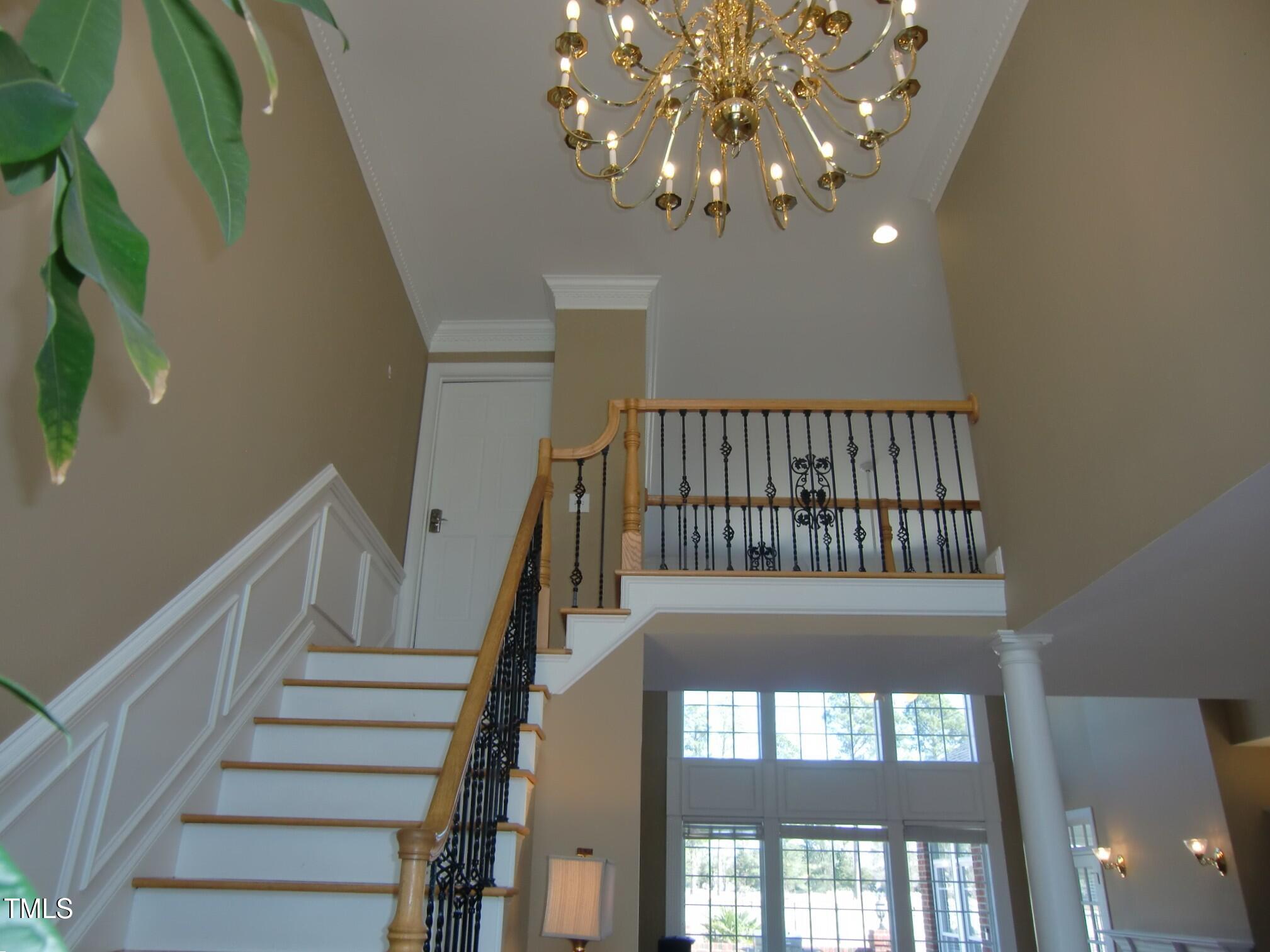 325 Sandy Ridge Road Dunn, NC 28334 - Photo 64 of 97 living.foyer