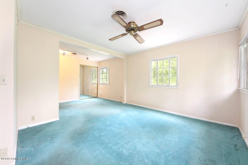 2404 Evergreen Road Louisville, KY 40223 - Photo 26 of 29 IMG_9066-39