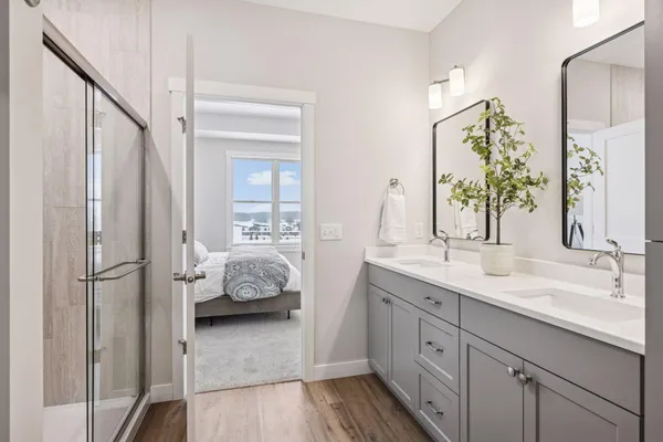 $637,980 | 1423 Kasilof Court, River Falls, WI 54022