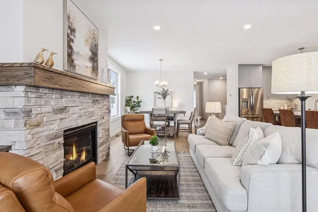 $571,150 | 1423 Kasilof Court, River Falls, WI 54022