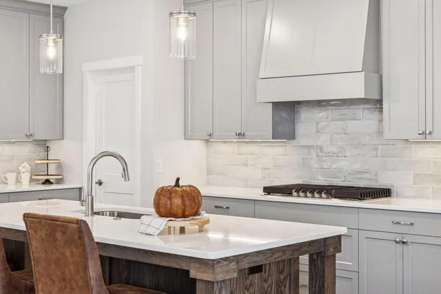 $571,150 | 1423 Kasilof Court, River Falls, WI 54022