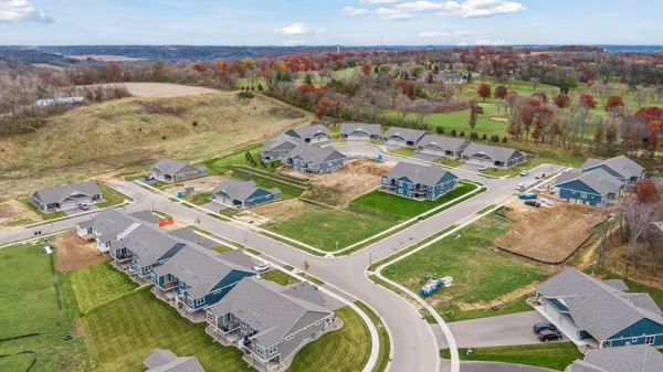 $637,980 | 1423 Kasilof Court, River Falls, WI 54022