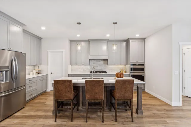 $571,150 | 1423 Kasilof Court, River Falls, WI 54022