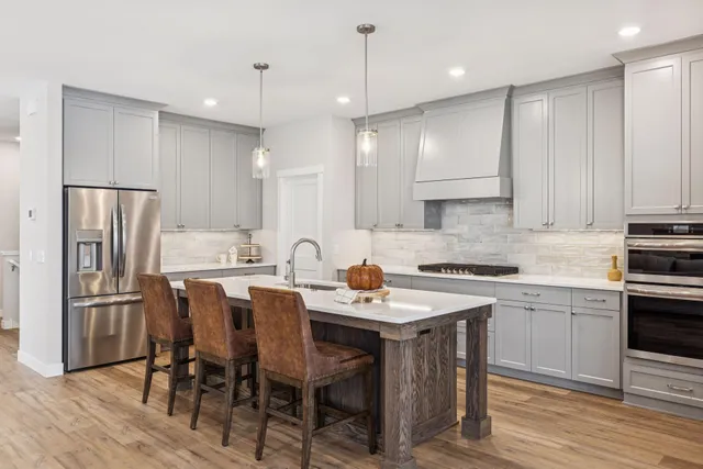 $571,150 | 1423 Kasilof Court, River Falls, WI 54022