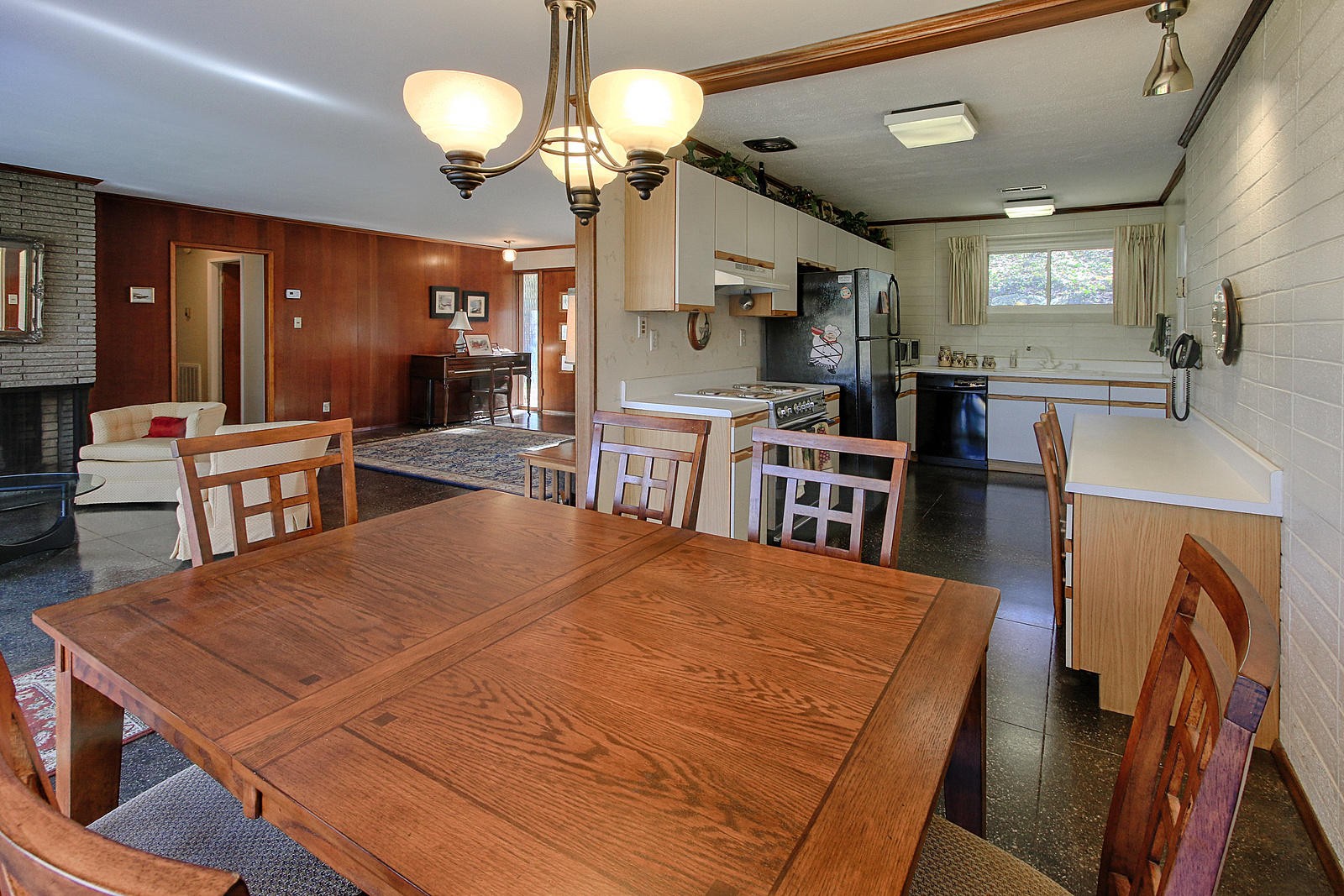 600 Hemlock Road Southwest Knoxville, TN 37919 - Photo 3 of 13 Gallery Image 3