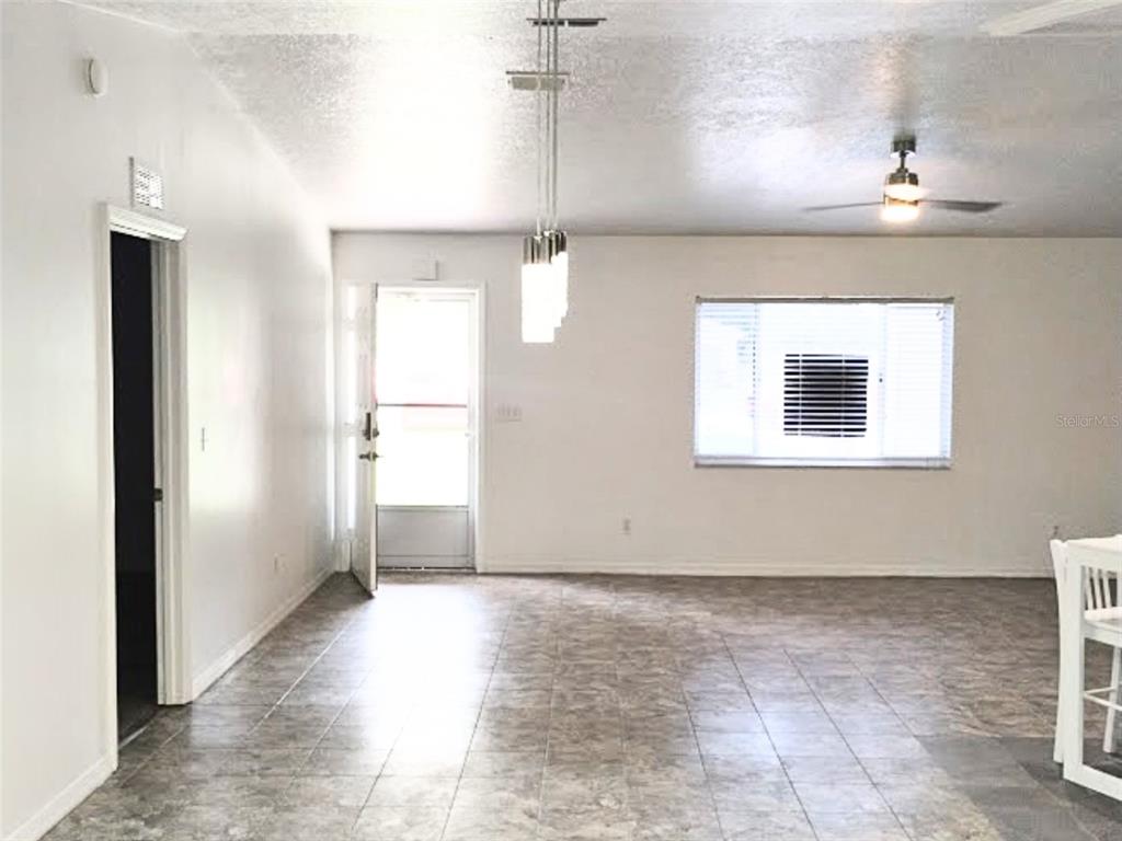 6241 Southwest 104th Lane Ocala, FL 34476 - Photo 4 of 13