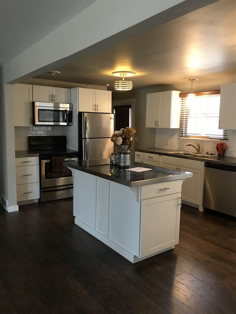 1607 South McCabe Road Spokane Valley, WA 99216 - Photo 3 of 20