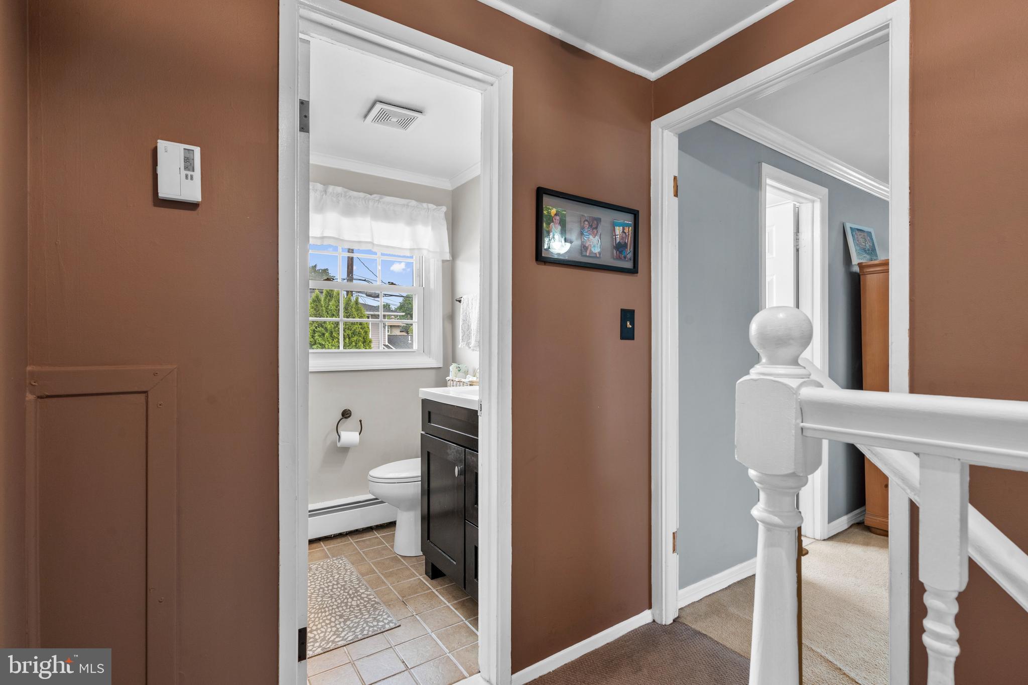 29 Tinder Road Levittown, PA 19056 - Photo 27 of 44 Upstairs Hallway