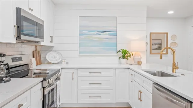 $4,000 | 512 Harbour Oaks Drive, St. Simons Island, GA 31522