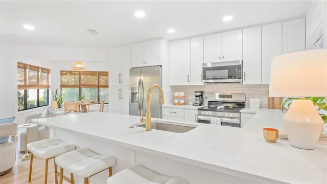 $4,000 | 512 Harbour Oaks Drive, St. Simons Island, GA 31522