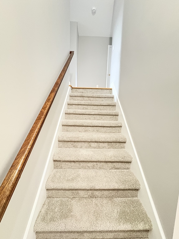 213 Skeele Street, Unit RIGHT Chicopee, MA 01013 - Photo 6 of 15