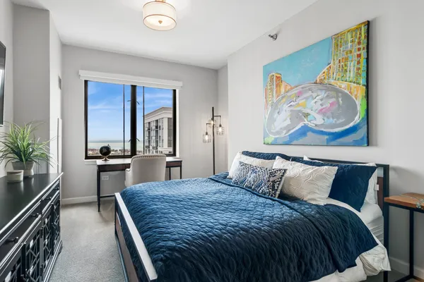 $515,000 | 1322 South Prairie Avenue, Unit 1804, Chicago, IL 60605